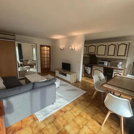 F2 Avec Terrasse, Parking Gratuit Apartamento *