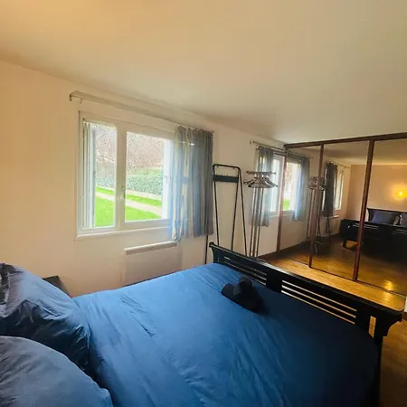 F2 Avec Terrasse, Parking Gratuit Apartament *