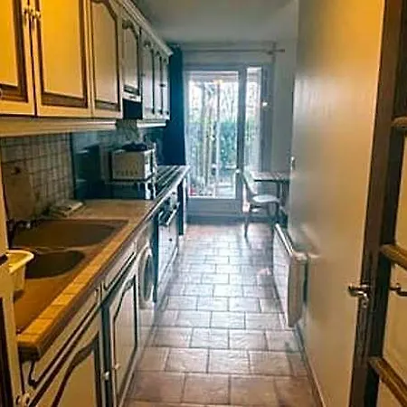 F2 Avec Terrasse, Parking Gratuit Apartment *