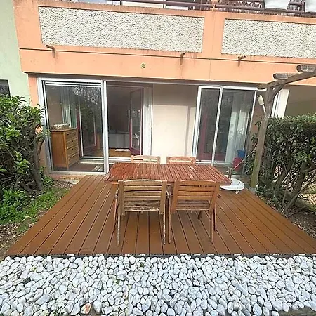 F2 Avec Terrasse, Parking Gratuit Apartment Guyancourt